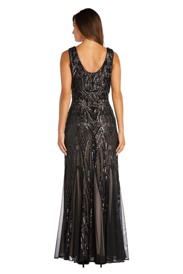 71dj43NMwpL.jpg Long Beaded Dress W/Contrast Lining, V-Neckline & Godet Skirt