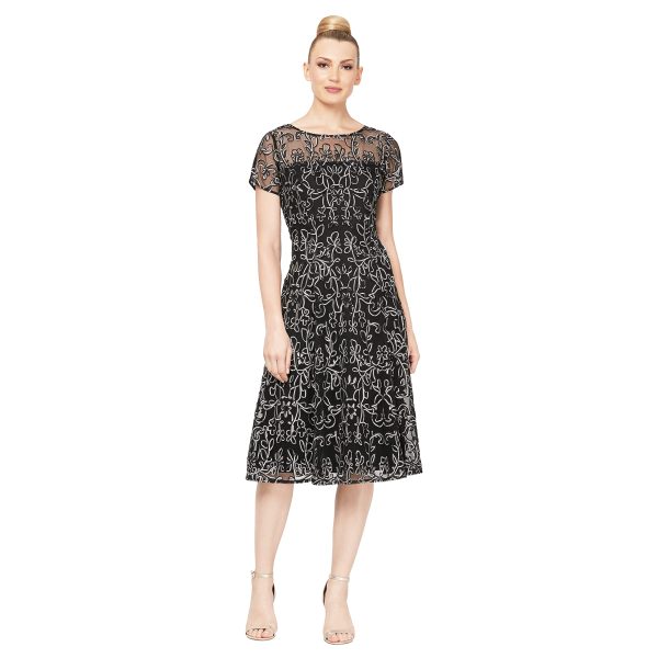 81B0flU4Z3L.jpg Women's Tea Length Cap Sleeve Illusion Neckline Embroidered Lace Dress