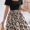 Womens Casual Dress Floral Patchwork Summer Dress Square Neck Short Sleeve A Line Flowy Swing Mini Dress with Pockets